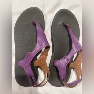Like New Olu Kai Sandals